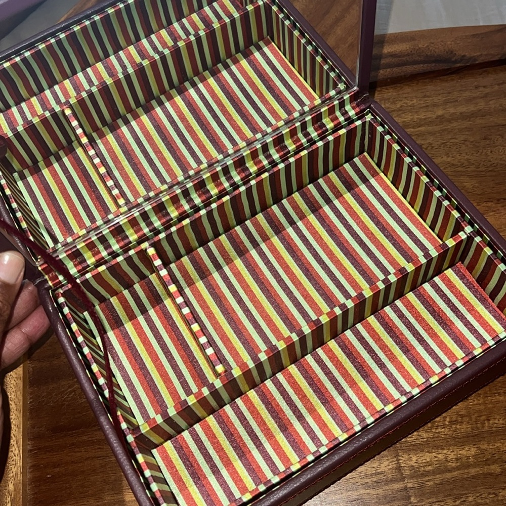 Wolf Designs Vintage Burgundy Jewelry Box 1990s Ring Necklace Bracelet Accessory